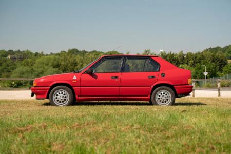 1985 Alfa Romeo 33